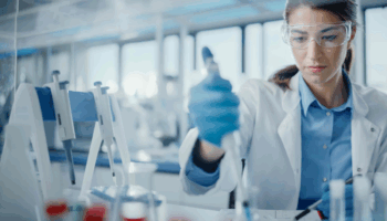 alman ilac sirketlerinden yuzde 100luk trump tarifesine tepki 4STI3AJx