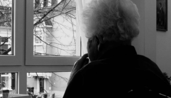 alzheimer hastalari icin akilli takip cihazi destegi 6 ilde basladi gegDDFs2