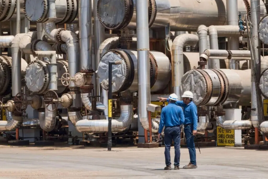 aramco ve irakli somo hintli rafineri sirketi nayaraya satislari durdurdu CvCLQlN7