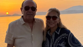 arzu sabanci ve omer sabanci cifti hydra adasinda ezM7yyOL