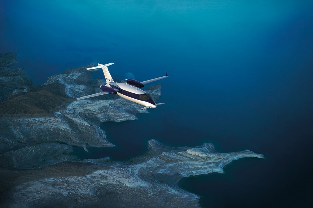 baykarin satin aldigi piaggio aerospace italyan mali polisi guardia di finanzaya bir adet p180 7u7Ocm2i
