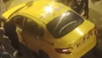 beyoglunda tasidigi yolcu tarafindan silahla vurulan taksi soforu hayatini kaybetti mtmlCGRA