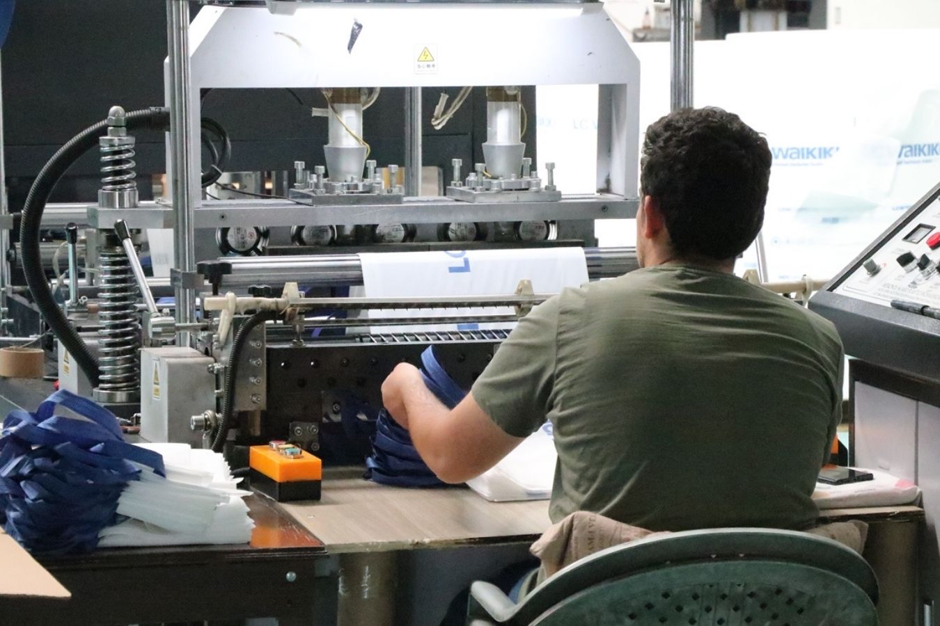cayiralanli patronice nihal aknur aylik urettigi 3 milyon bez cantayi avrupa ve orta dogu