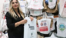 cayiralanli patronice nihal aknur aylik urettigi 3 milyon bez cantayi avrupa ve orta dogu Tdz3w66z