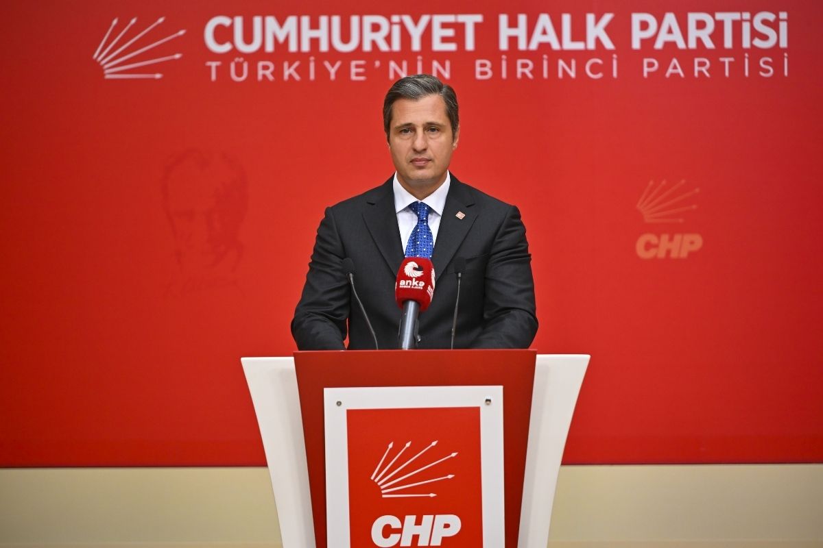 chp sozcusu deniz yucel tbmmde yasama yili acilisina katilmayacaklarini acikladi 0 pInpAvwI