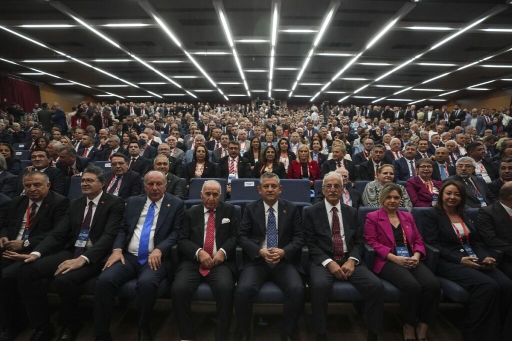 chpnin 22 olaganustu kurultay calismalari tamamlandi yeni parti meclisi ve yuksek disiplin kurulu belli JQXZLZwy