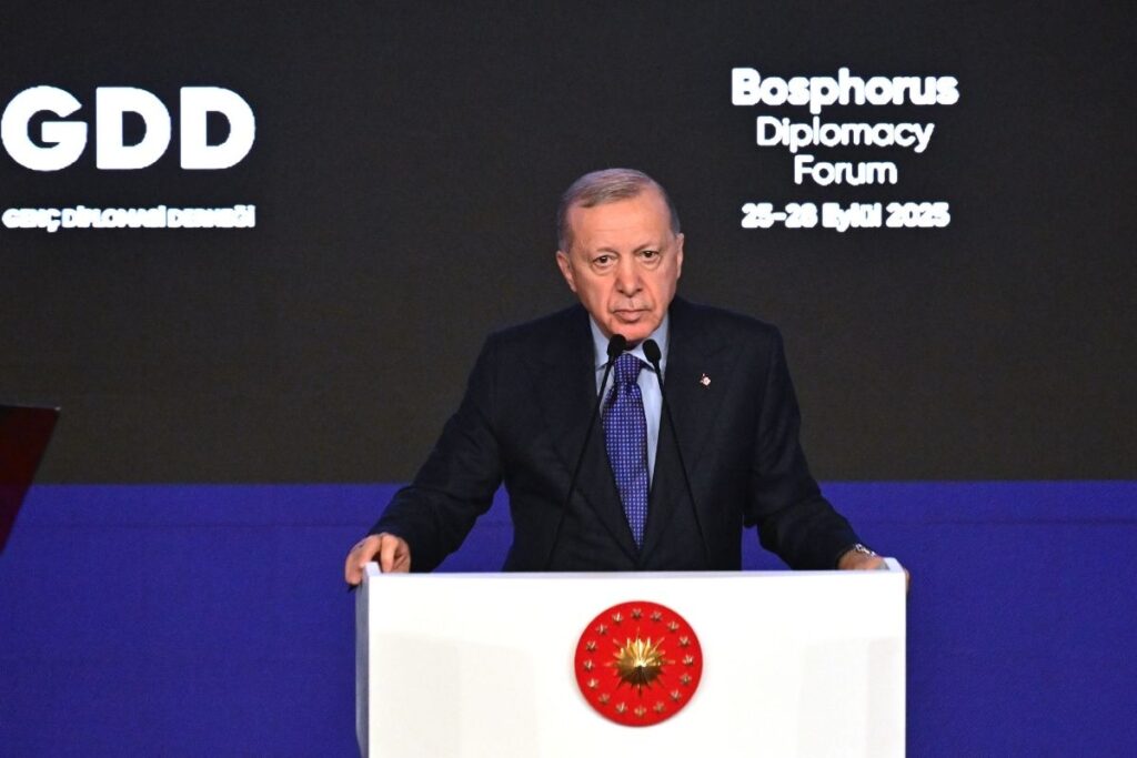 cumhurbaskani erdogan bosphorus diplomasi forumunda konustu cok buyuk bir sistem krizi var eNKZYQPc