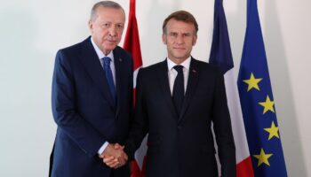 cumhurbaskani erdogan fransa cumhurbaskani macronla gorustu ab ile iliskileri ilerletme mesaji verdi G9uBPSL6