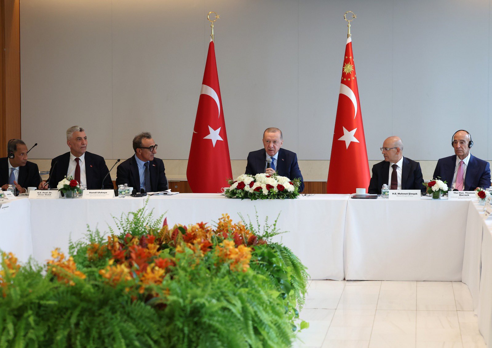 cumhurbaskani erdogan hamdi ulukaya ve abdli ust duzey sirket yoneticileriyle gorustu 0 D9PyIyyQ