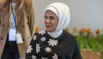 cumhurbaskani recep tayyip erdogan ve esi emine erdogan liderler yemeginde JYN2Kbvy