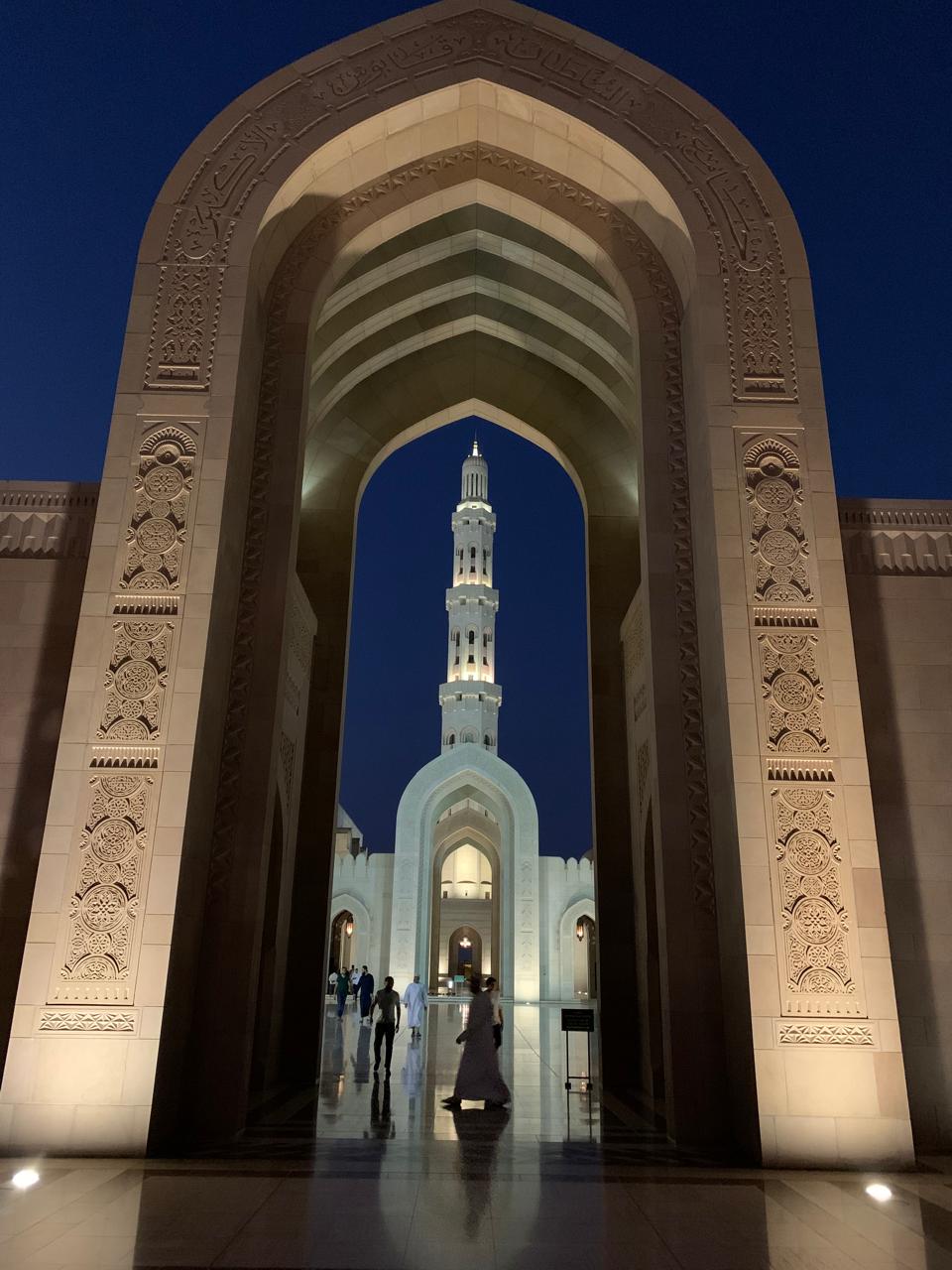dubai ve kuzey emirlikleri turk is konseyi baskani kanat kutluk ummani fark eden kazanir 3QSyecr4