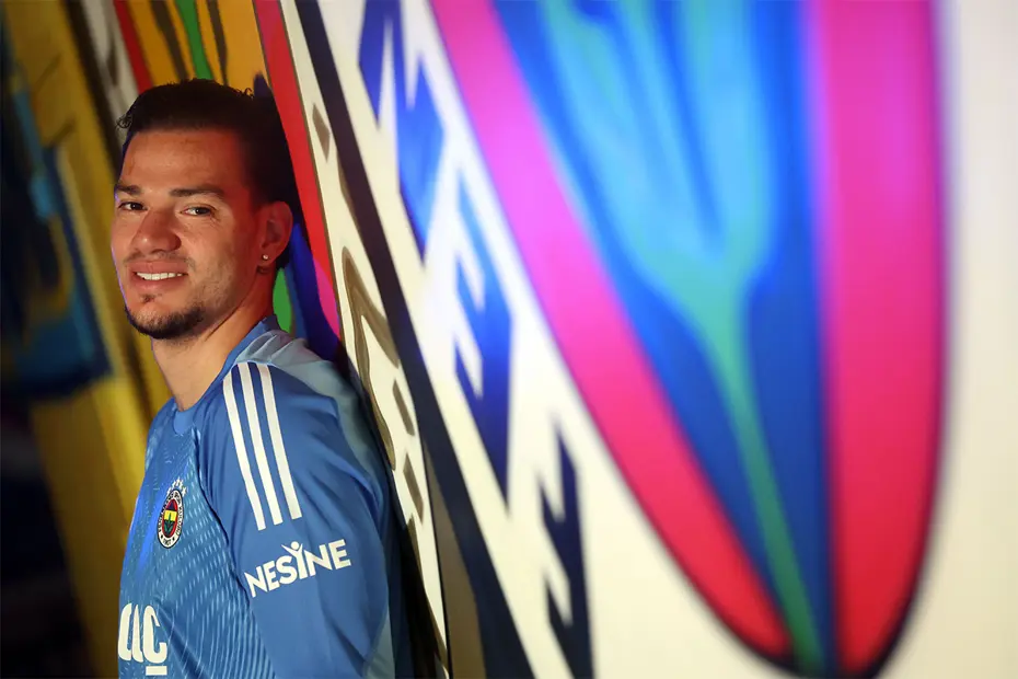 ederson fenerbahceye resmi imzayi atti kulubumuzu sampiyonluga tasiyacagiz 1 uhm4XvdG
