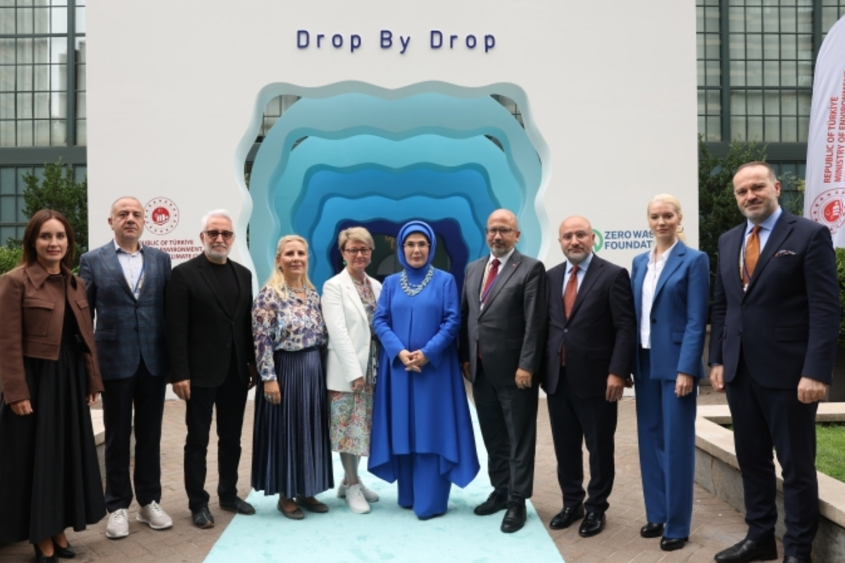emine erdogan sifir atik mavi projesi sergisi ve kulturel etkinliklerle cevre aile ve saglik JIuNHItp