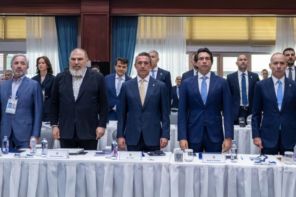 fenerbahce hafta basina kadar teknik direktorumuz belli olacak mclgD37Z
