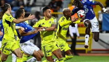 fenerbahce kasimpasa deplasmaninda berabere kaldi lig yarisinda 2 puan birakti cXDZR1rz