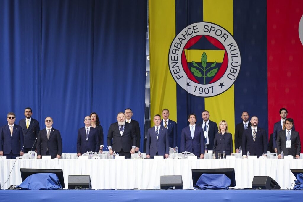 fenerbahcenin toplam borcu ortayacikti kongrede gergin anlar da yasandi HsSg9xy8
