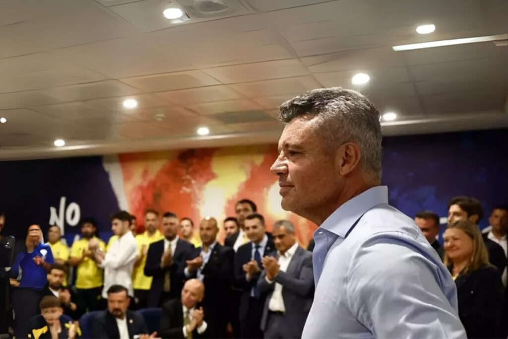 fenerbahcenin yeni baskani sadettin saran maas oyunu omurgasizlarin isi surem 15 yil bu zinciri Z5GjpccX