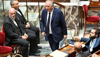 fransada 1958den bu yana bir ilk basbakan francois hukumeti dustu qhPWb7Jg
