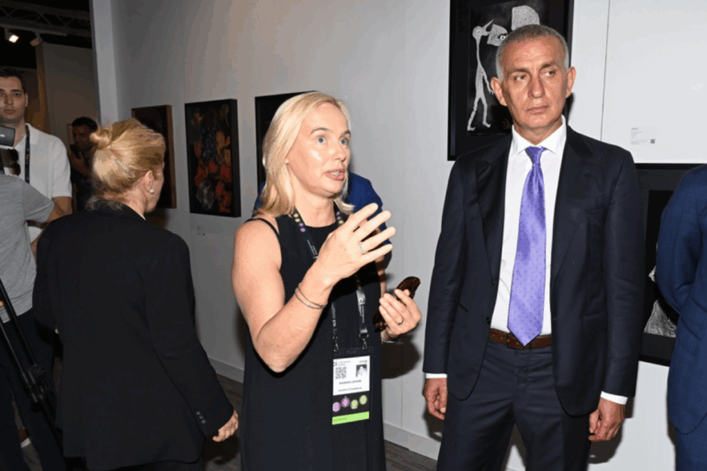 futbolun first ladysi barbara ceferin istanbul contemporaryde sergi acti sDdTwvdZ