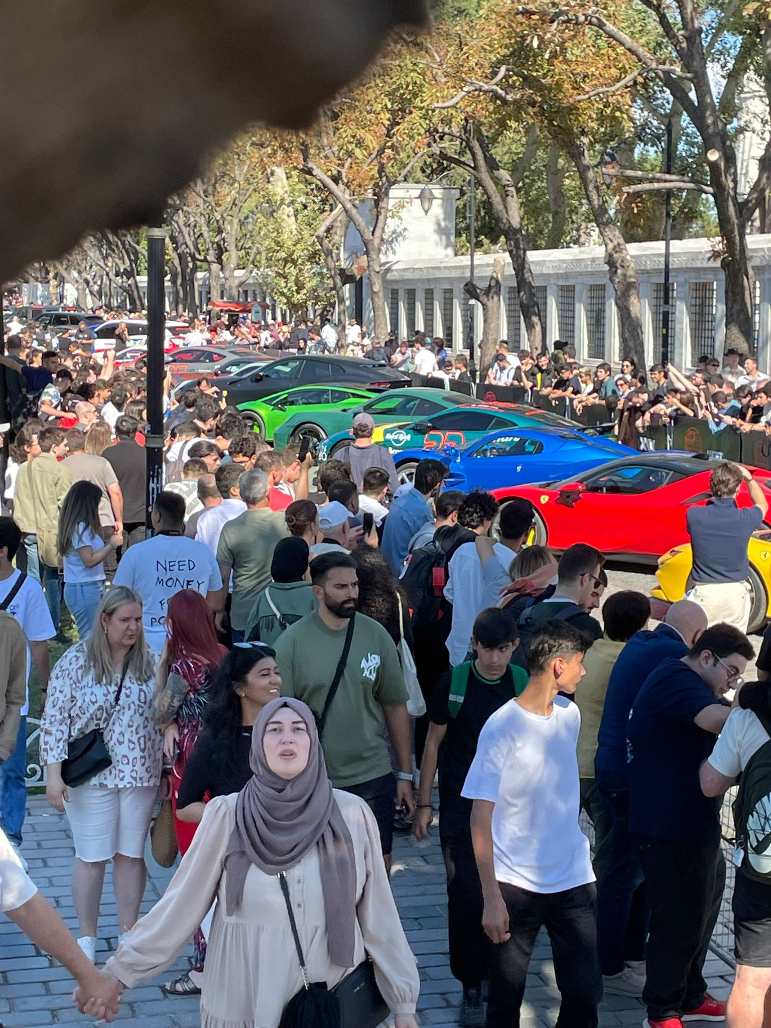 gumball 3000 istanbulu salladi super otomobiller unluler ve binlerce izleyici 0 CwFKRLSC