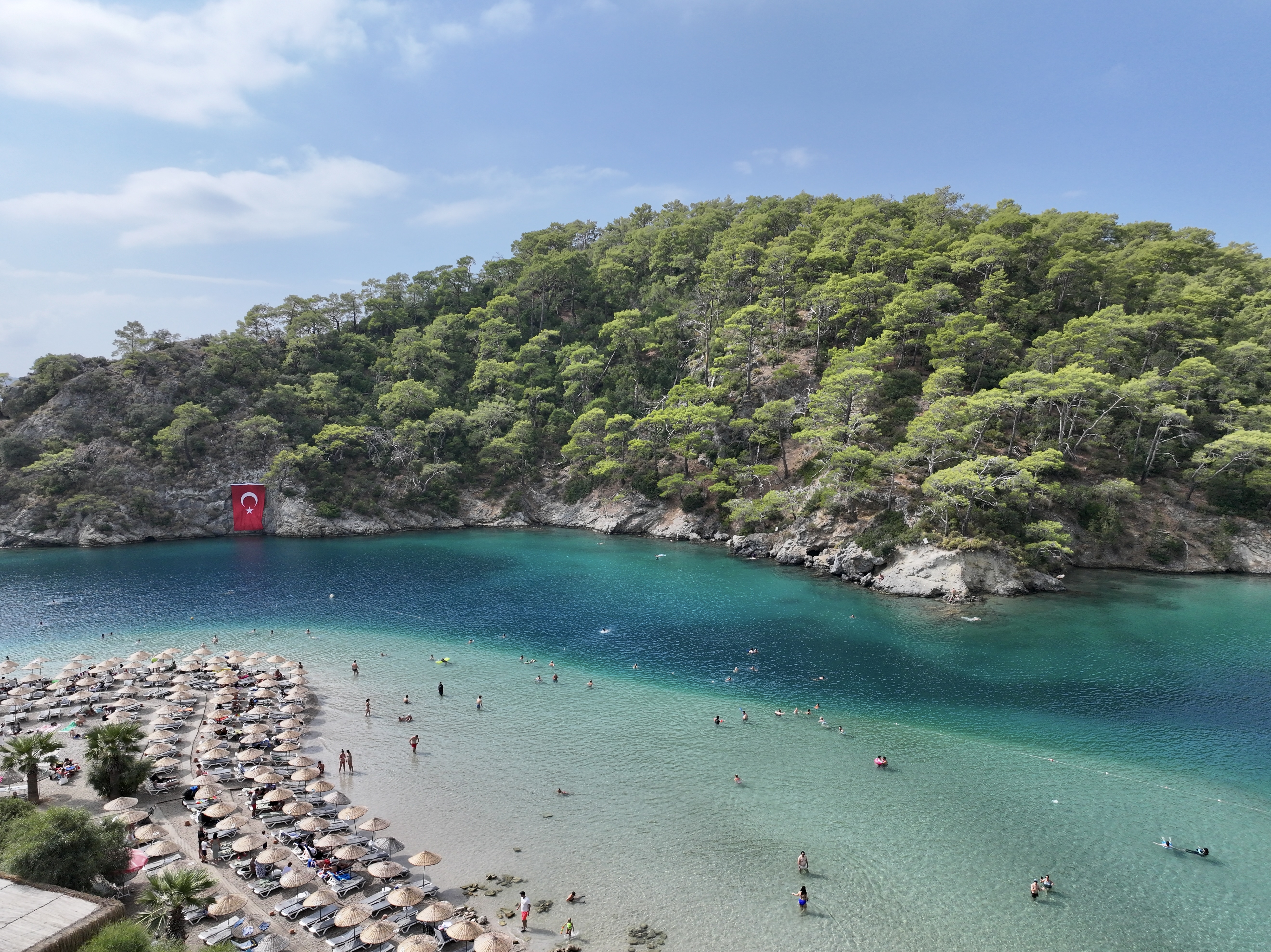 gunesli havanin devam ettigi fethiye ve marmariste sahillerde deniz keyfi suruyor 1 tEJlXYF1