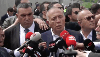 gursel tekin chp istanbul il binasinda arkadaslarimizla temas icindeyiz bir an once bu sorunu L6WGQNrV