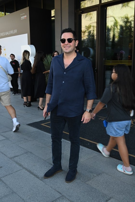 is ve sanat dunyasi contemporary istanbul gala davetinde bulustu 0 XmuQTNRf
