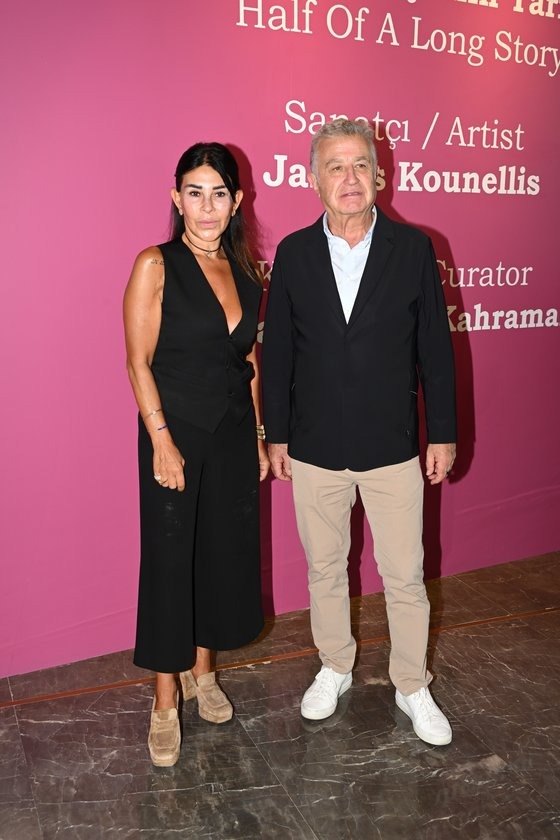 is ve sanat dunyasi contemporary istanbul gala davetinde bulustu 2 qaJv2VZc