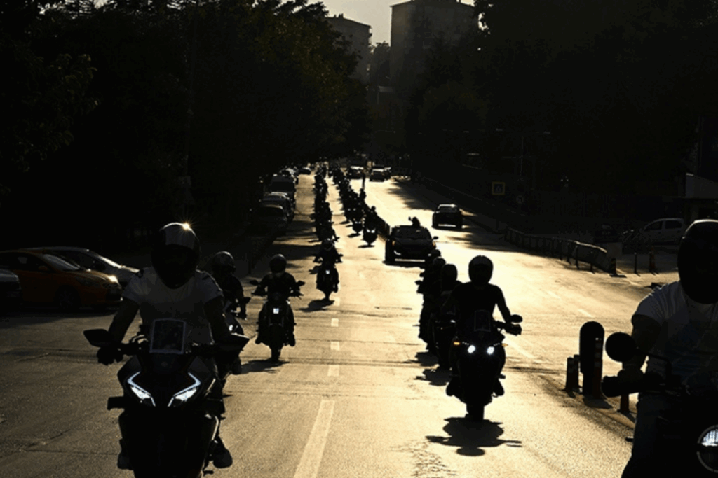 istanbul valiliginden motosiklet karari 4bMB5bfl
