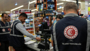 istanbulda fahis fiyat ve stokculuk denetimlerinde yilin ilk 9 ayinda 321 milyon 326 bin zAZy85JK