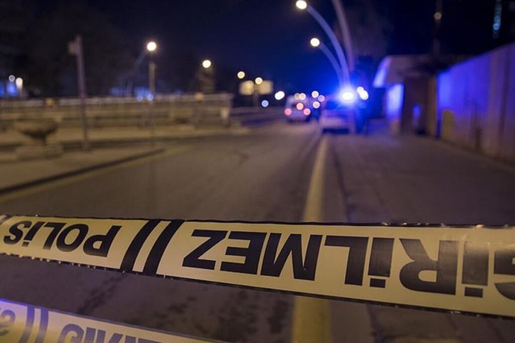 izmirde eski sevgilisi tarafindan tabancayla vurulan selin angun yasamini yitirdi gzpzsKbk