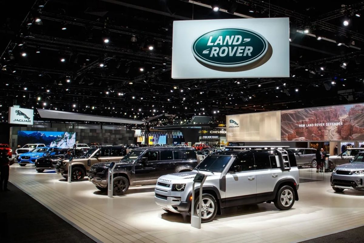 jaguar land rover siber saldiri nedeniyle en az 1 ekime kadar uretimi durdurdugunu acikladi aVzzLscy