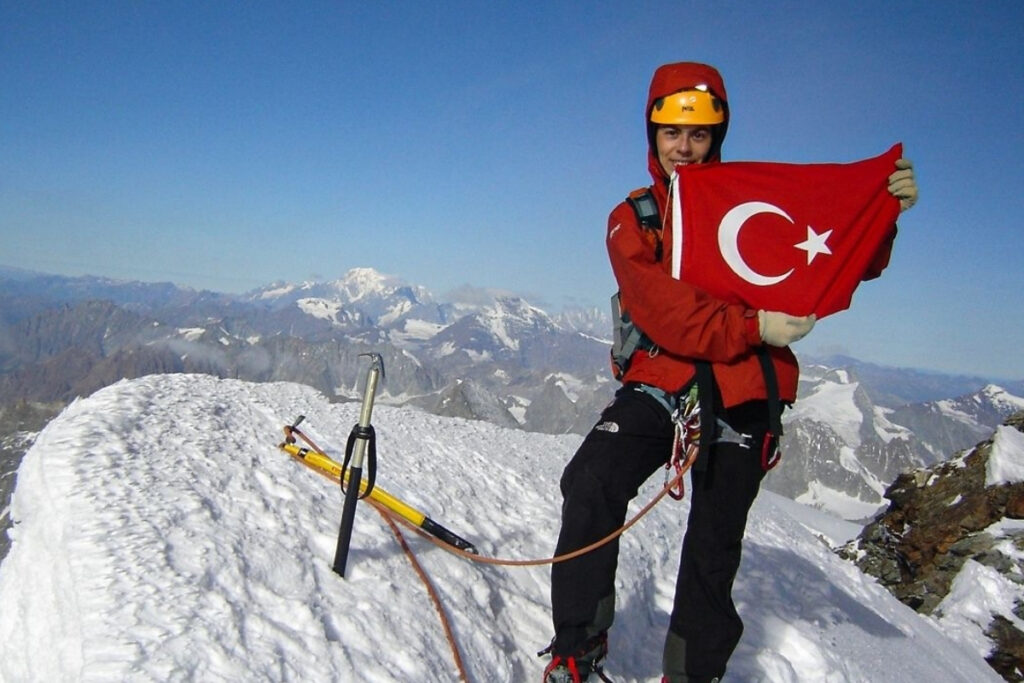 k2nin zirvesine cikan turk kadin dagcidan genc kadinlara her seyi yapabiliriz mesaji xbs7edhA