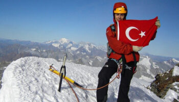 k2nin zirvesine cikan turk kadin dagcidan genc kadinlara her seyi yapabiliriz mesaji xbs7edhA