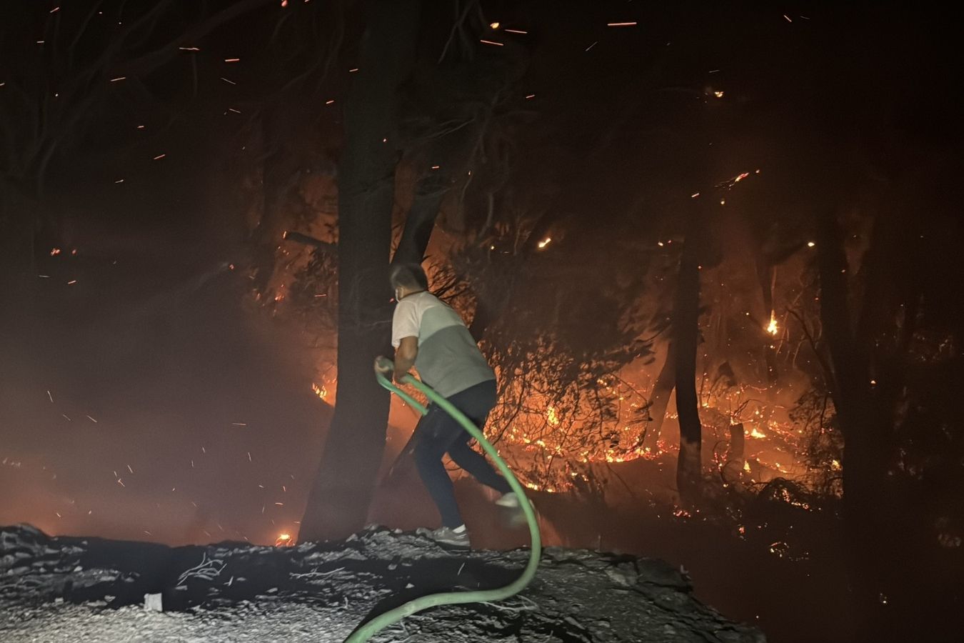 koycegizde yangin ikinci gununde de suruyor 218 ev bosaltildi 0