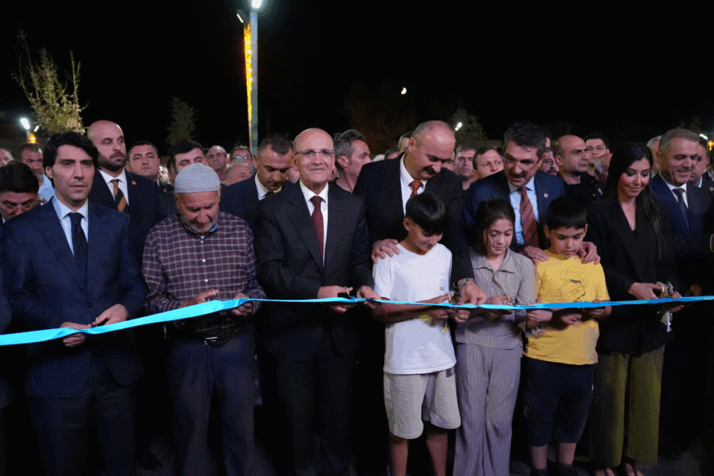mehmet simsek batman turkiyenin yeni buyume motoru olacak RlnLubJC
