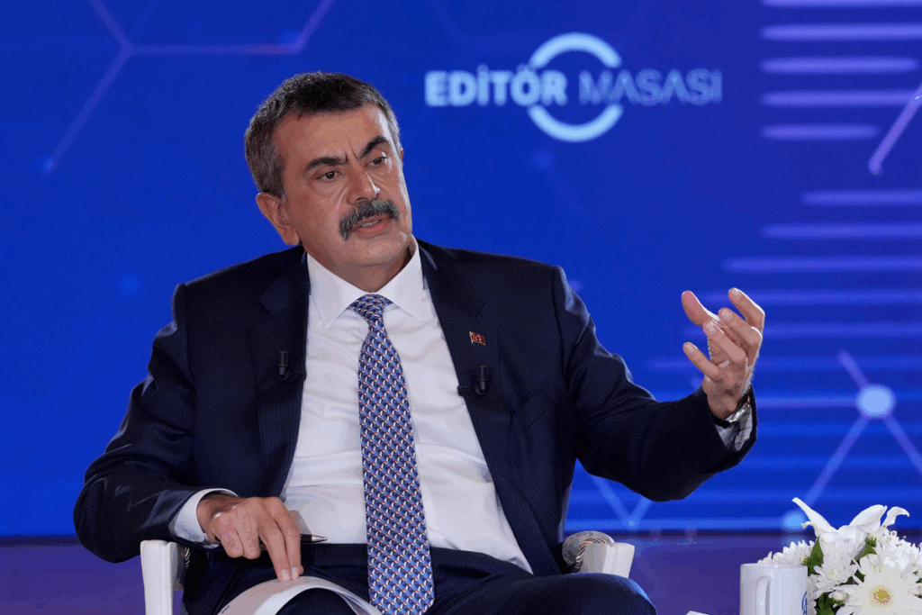 milli egitim bakani yusuf tekinden 12 yillik zorunlu egitimin kisaltilmasina yesil isik bu yonde druh8PHQ