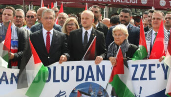 muglada gazzeye destek mitingi duzenlendi sumud filosundan aycin kantoglu canli baglanti ile selam gonderdi SgzQMzeq