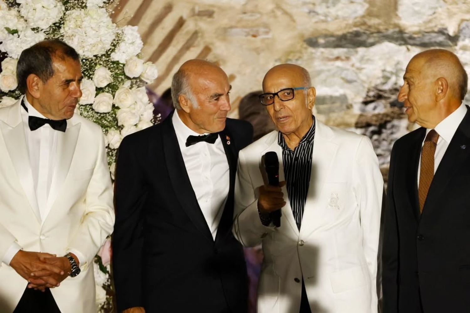 nikah sahidi olan gs baskani dursun ozbek eski fb yoneticisi nihat ozdemir ve bjkli