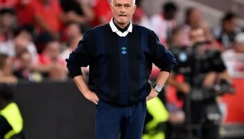 portekizli teknik adam jose mourinho basladigi yere benficaya dondu mErI8QAK