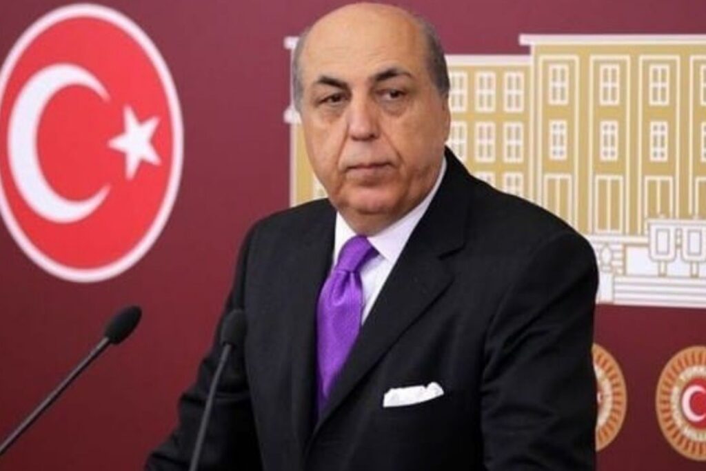 prof dr aydin ayaydin by pass ameliyati oldu TNd9OykA