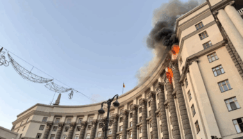 rusya duzenledigi en buyuk hava saldirisinda ukrayna hukumet binasini ilk kez vurdu xHLPOxCp