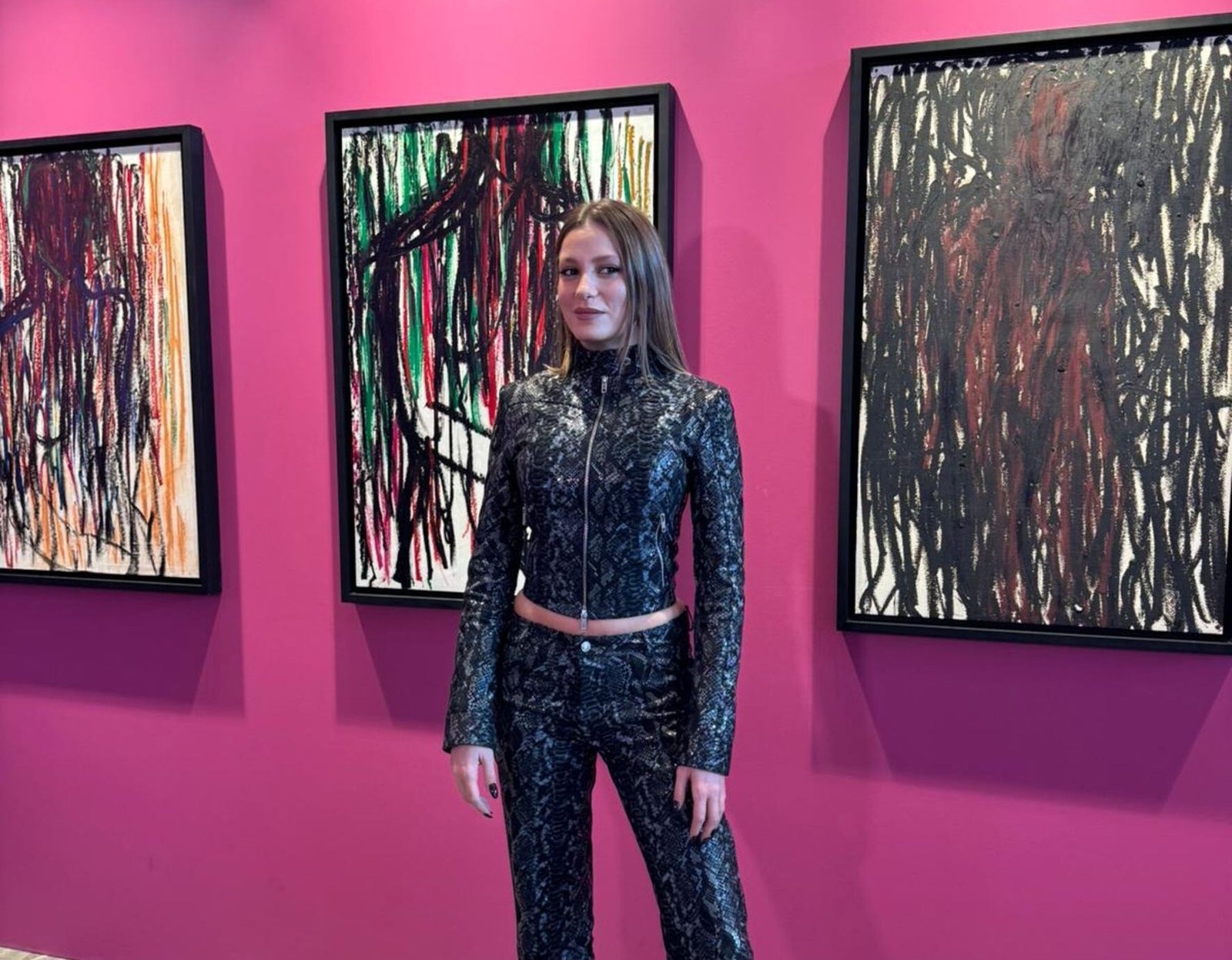 suzan sabanci ve serenay sarikaya contemporary istanbul acilisinda bir araya geldi 0