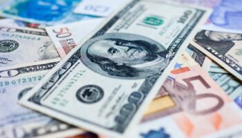 tcmb reel sektorun net doviz acigi 1826 milyar dolar olarak gerceklesti wa49xcx4