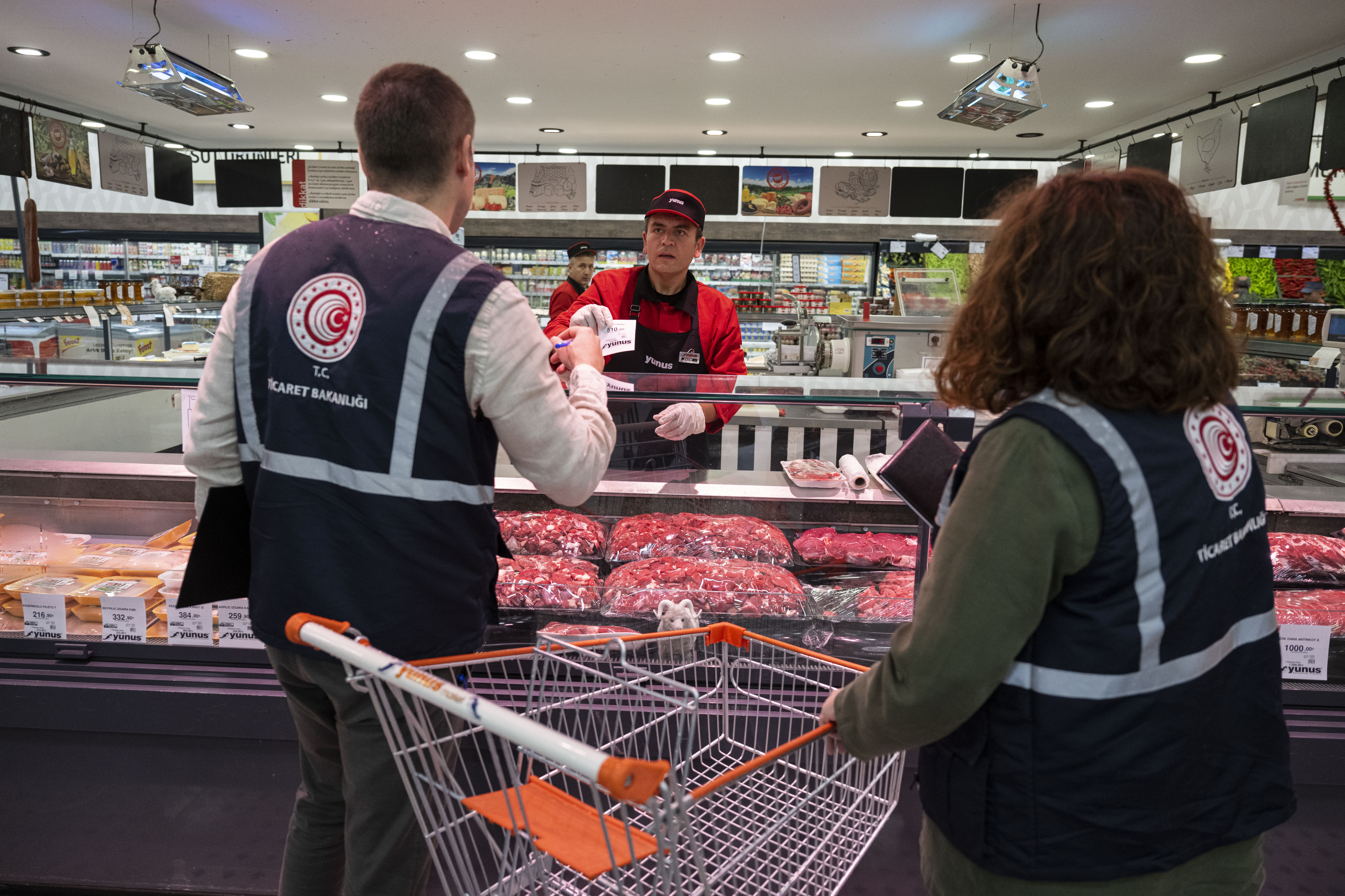 ticaret bakanligi ekipleri yurt genelinde marketlere denetimlerini siklastirdi 0 hPwS1JXj