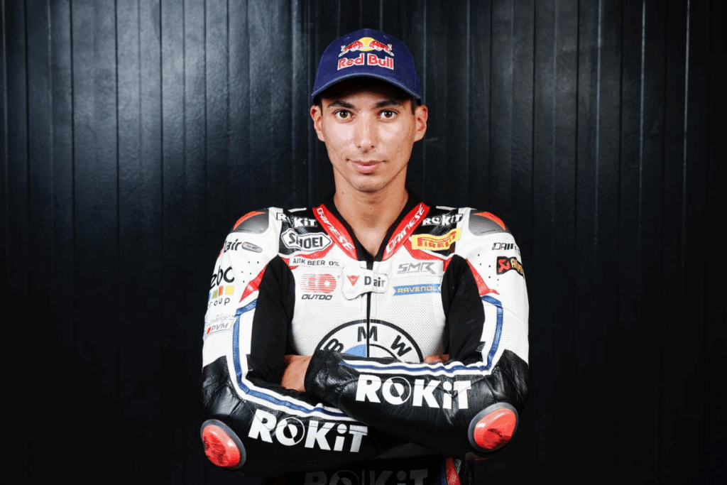 toprak razgatlioglu magny coursta 11 zaferine ulasarak 3 ayri pistte cift haneli galibiyet sayisina ulasan tLusPDaz