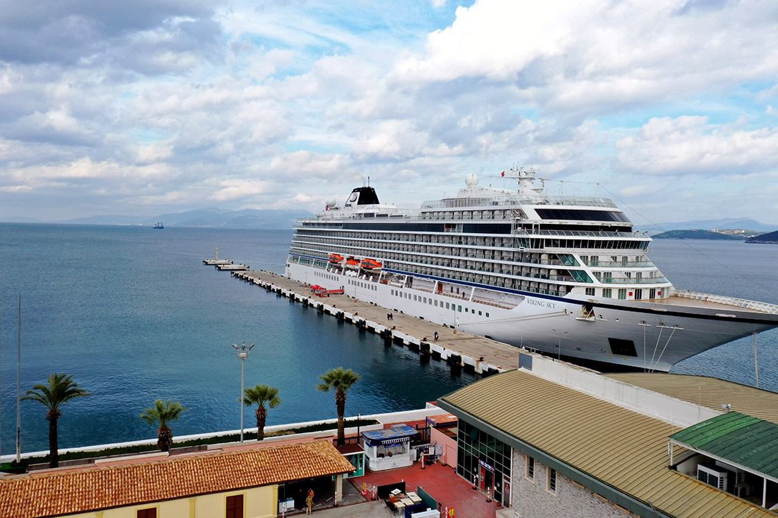 turkiye 2025 yilinin ocakagustos doneminde kruvaziyer turizminde tarihi rekor kirarak 15 milyon yolcuyu agirladi D9dHifye