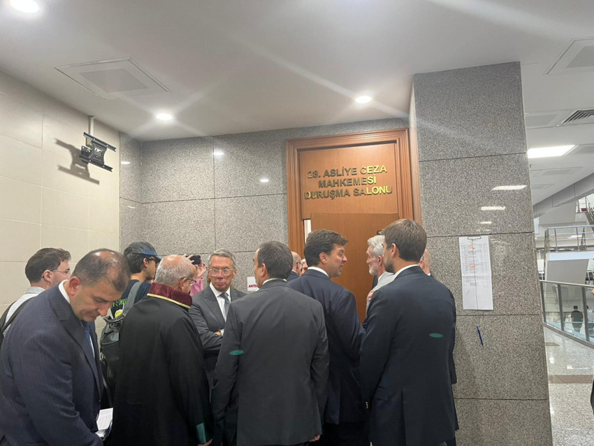 tusiad baskani orhan turan ve yik baskani omer aras hakim karsisina cikti 0 J3dVfktC