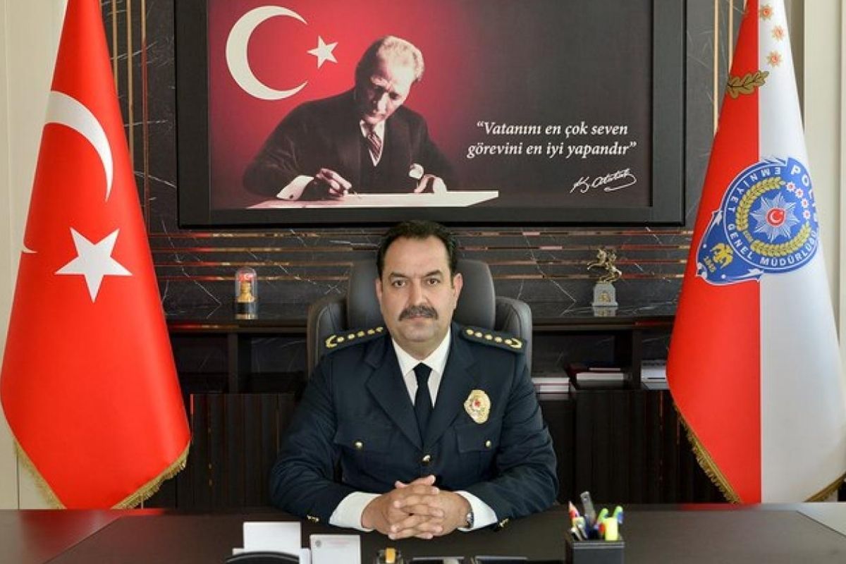 tutuklanan antalya emniyet muduru ilker arslanin esi melek arslanin sosyal medya hesabindan havuzlu pink