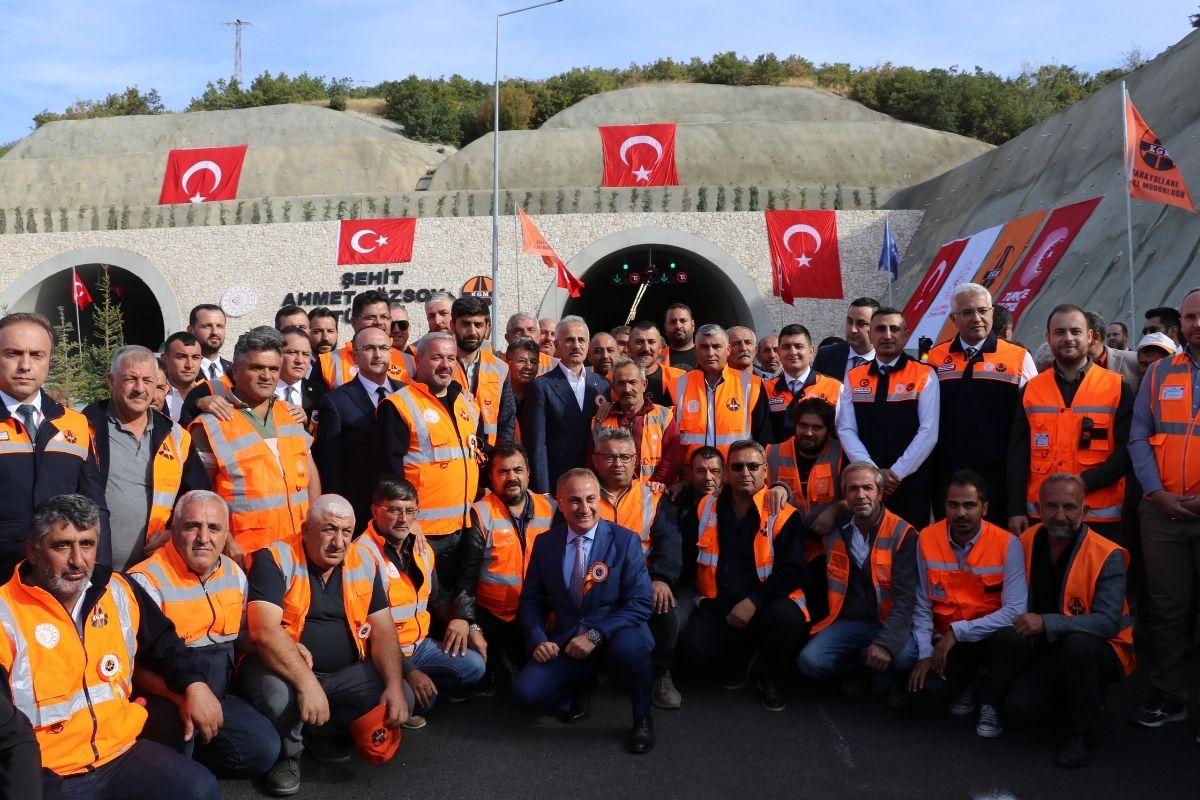 ulastirma bakani abdulkadir uraloglu amasyada varyant ve tunel acilisi yapti zorlu cografyalarda konforlu ulasim GYRjSS9P